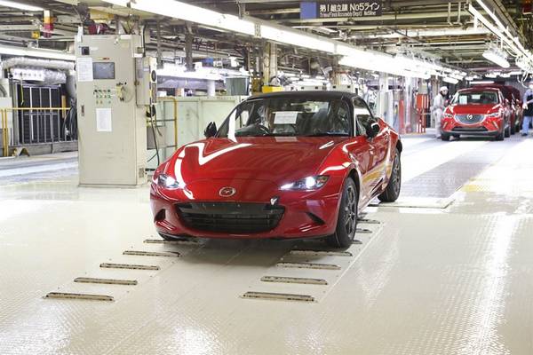 Начато производство серийной Mazda MX-5 с фото