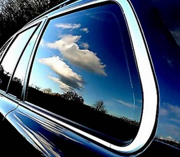 Преимущества регулируемой пленочной тонировки стекол автомобиля с фото