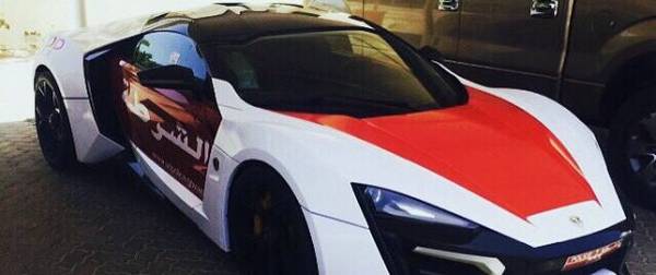 Полиция Абу-Даби купила самый редкий суперкар в мире с фото